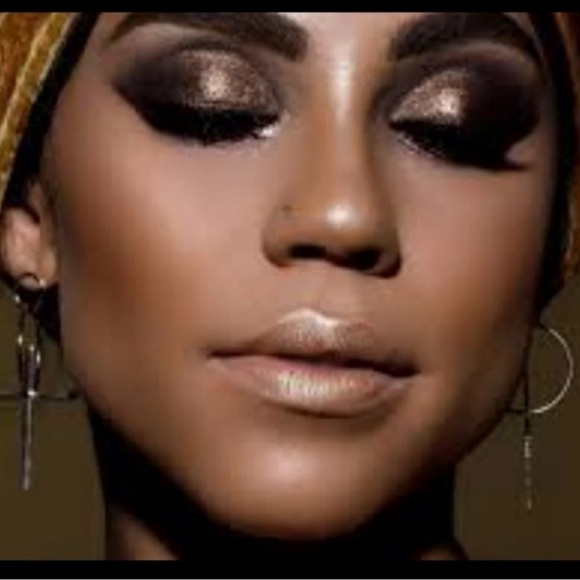 Dose of Colors Single Eyeshadow in Lock & Key - Picture 4 of 13